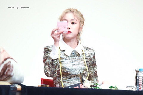 [러블리즈] 목구멍이 부은 기분이 들어서 지수 | 인스티즈