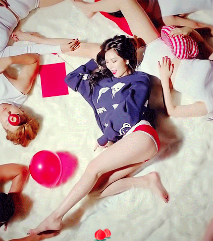 걸그룹 몸매 대결 | 인스티즈