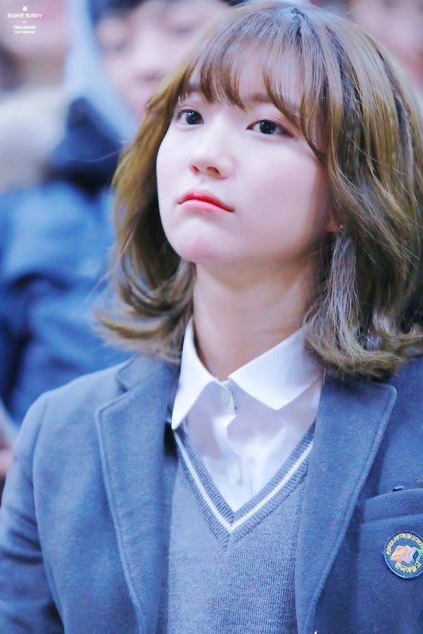 사람들은 잘 모르는 신인걸그룹 비주얼 멤버.jpg | 인스티즈