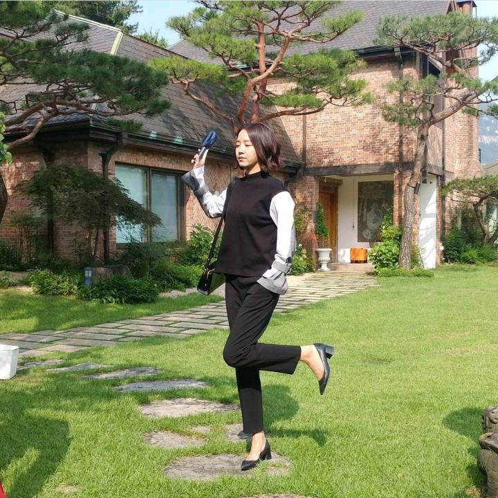 배우 신혜선의 기럭지 ㄷㄷ.jpg | 인스티즈