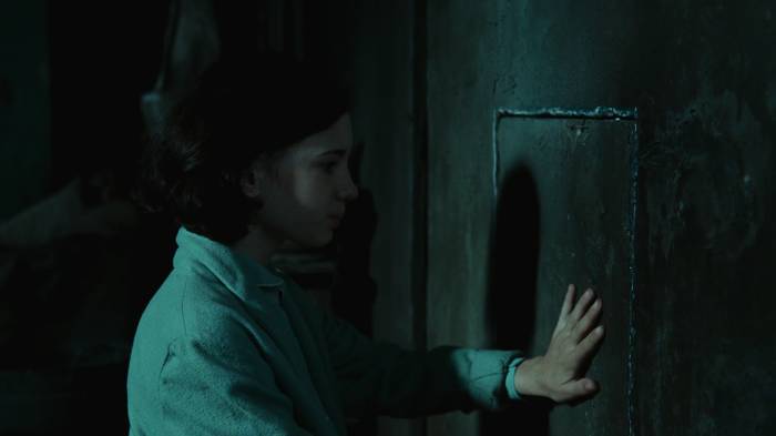 꿈이야 생시야 알 수가 없는 판의 미로 -18- (혐오주의) | 인스티즈