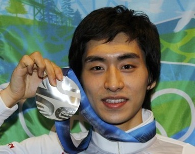 2010년 2월 갑자기 인기 폭발했던 아이돌 | 인스티즈