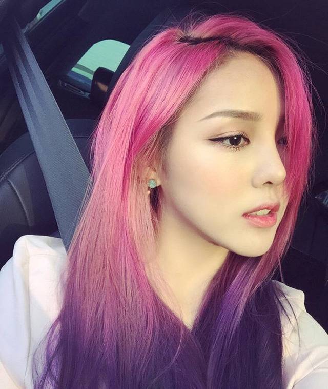 [PONY] 10년 사귄 남자친구가 직접 염색 해준다는 포니 헤어스타일.jpg | 인스티즈