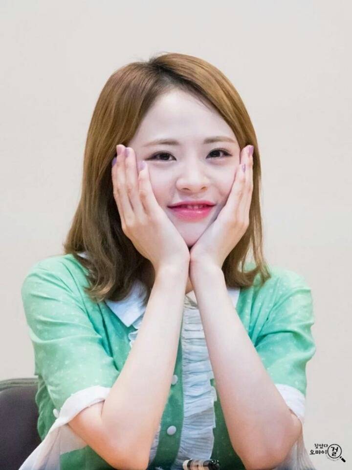 오마이걸 신혜진 | 인스티즈