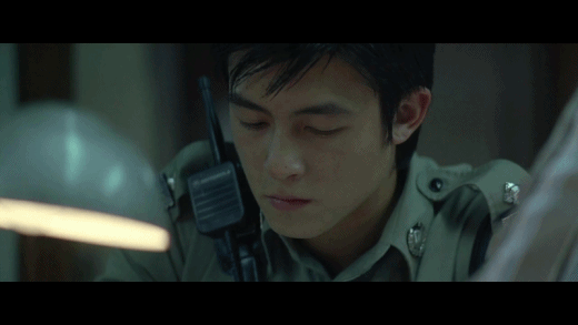 영화에서 특유의 분위기로 여자관객을 사로 잡은 배우들 (all 움짤) | 인스티즈