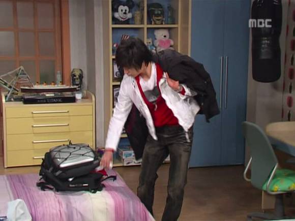 [거침없이하이킥] 온 가족의 윤호 속이기 대작전ㅋㅋㅋㅋㅋ.jpg (feat.싱가폴) | 인스티즈