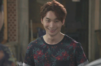 [최강배달꾼] 아무것도 안하고 도둑맞은 오토바이 다시 찾는 남주의 미친인맥.gif | 인스티즈