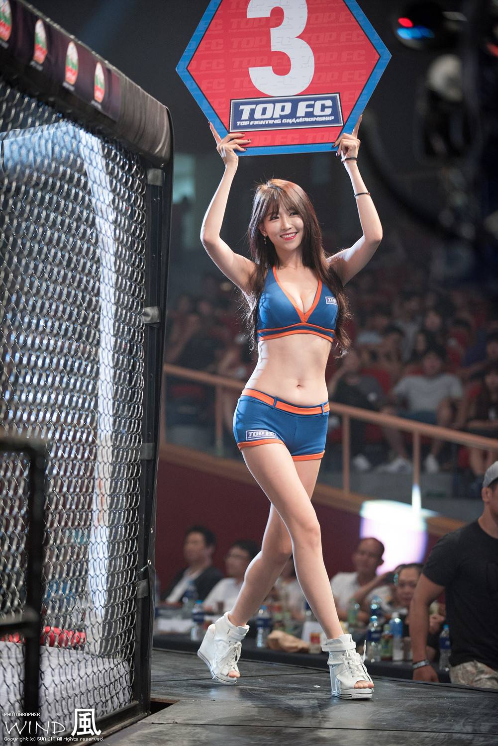 탱크톱 입은 이은혜 | 인스티즈