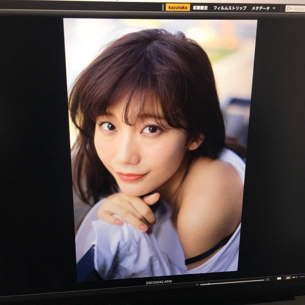 주위 사람들까지 기분 좋게 만드는 밝고 긍정적인 미소의 그녀 | 인스티즈