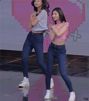 [트와이스] 몸매 좋은 사나랑 나연이 | 인스티즈