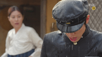 키스하는 것도 뭣도 아닌데 섹슈얼 텐션 개쩌는 장면甲.gif | 인스티즈