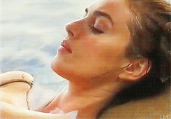 [모니카벨루치] 여신들중에 상여신 헤라에 해당되는 이탈리아 인간 문화재 | 인스티즈