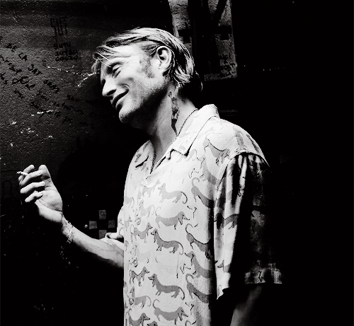 악역이 매력적인 영화 찰리 컨트리맨의 나이젤 (매즈 미켈슨) | 인스티즈