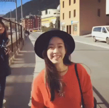 체구(덩치)가 정말 작은걸로 유명한 여자연예인 TOP3 (남자랑 키차이 체격차이...) | 인스티즈