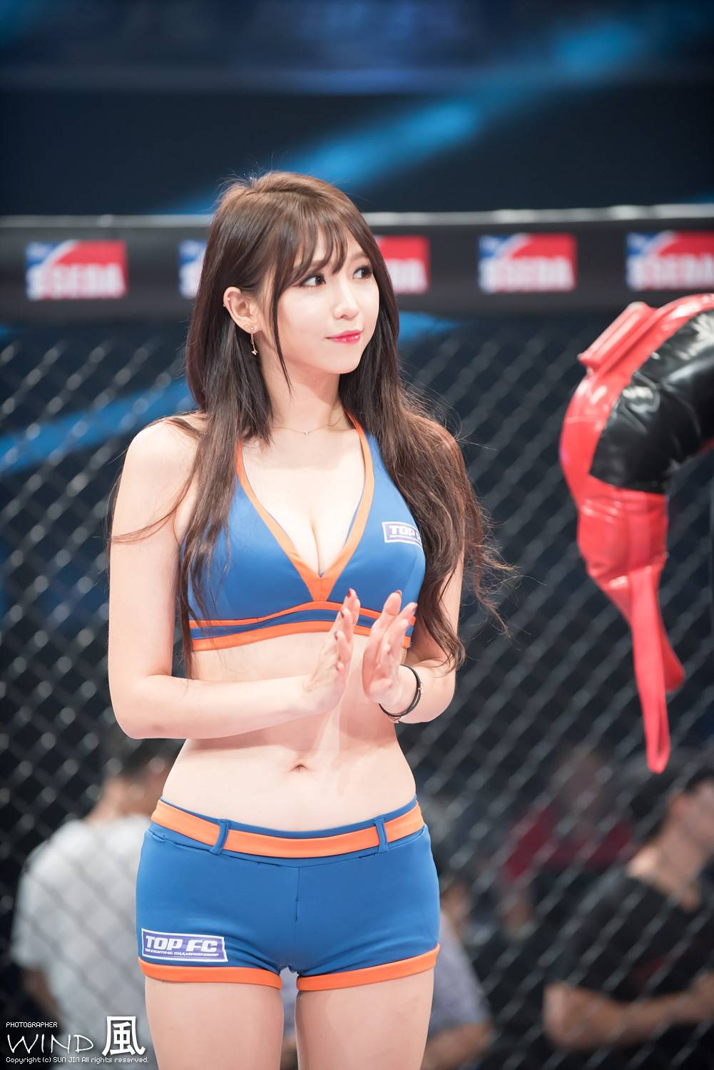 탱크톱 입은 이은혜 | 인스티즈