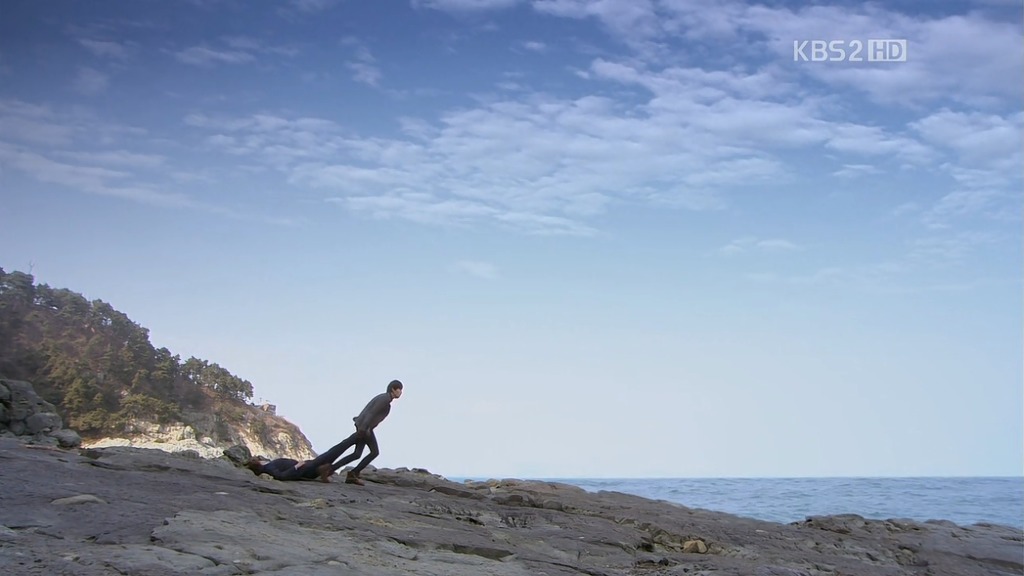 극과극 성향의 동시대 남자배우 .twt | 인스티즈