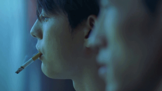 영화에서 특유의 분위기로 여자관객을 사로 잡은 배우들 (all 움짤) | 인스티즈