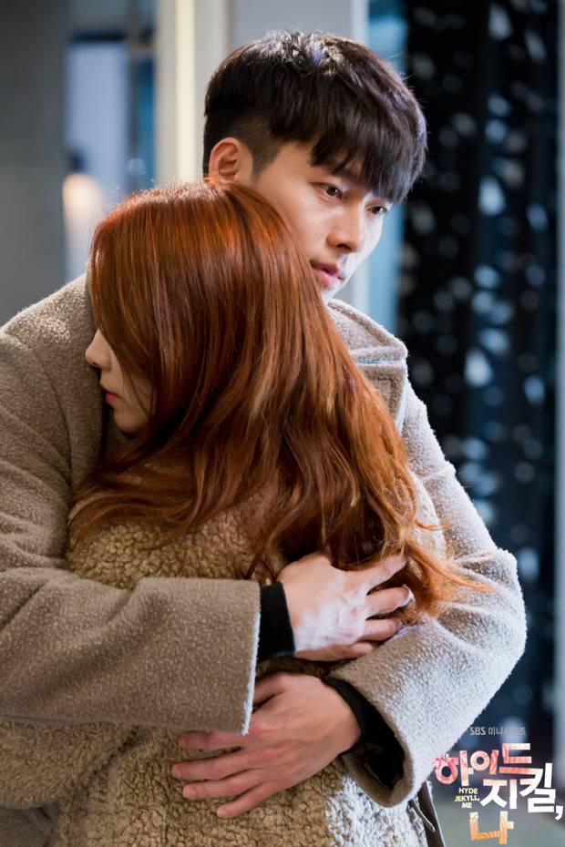 체구(덩치)가 정말 작은걸로 유명한 여자연예인 TOP3 (남자랑 키차이 체격차이...) | 인스티즈