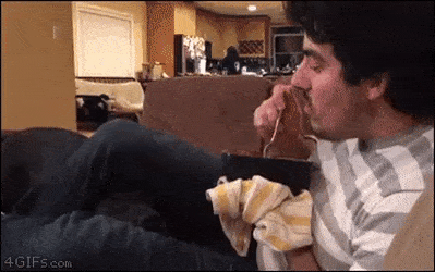 주술을 걸고 있는 흑마법사.gif | 인스티즈