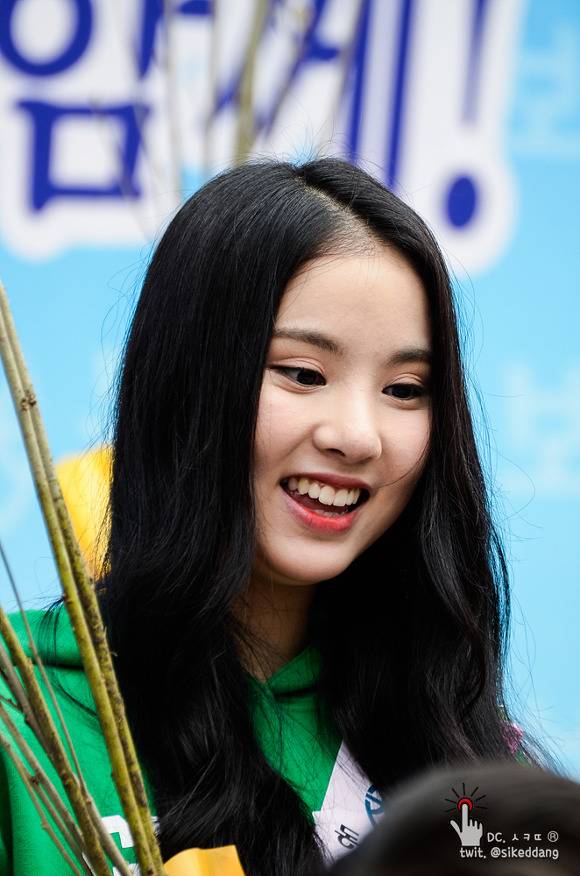 여자친구 은하 데뷔 초 눈 직찍 | 인스티즈