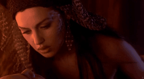 [모니카벨루치] 여신들중에 상여신 헤라에 해당되는 이탈리아 인간 문화재 | 인스티즈