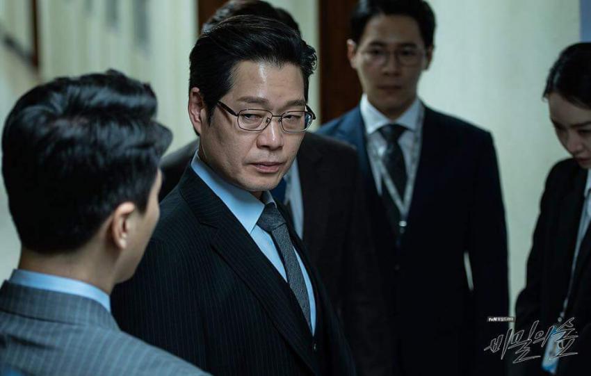 비밀의 숲에서 굉장히 섹시한 동룡이 아부지.gif | 인스티즈