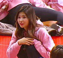 사랑스러운 매력이 있는 사나.gif | 인스티즈