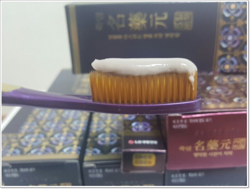 이병헌 전용 칫솔.jpg | 인스티즈