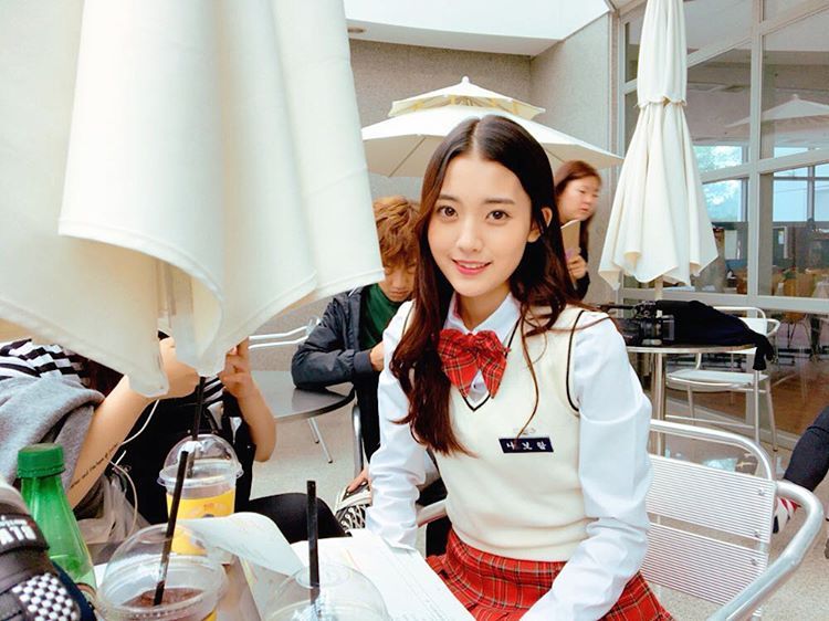 99년생과 00년생의 폭풍성장.jpg | 인스티즈