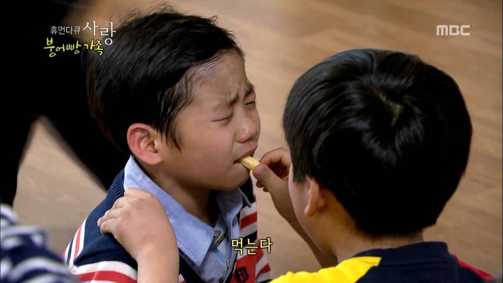 [다큐스폐셜] 입양 후 2년 반 만에 파양 된 9살 태준이.....JPG | 인스티즈