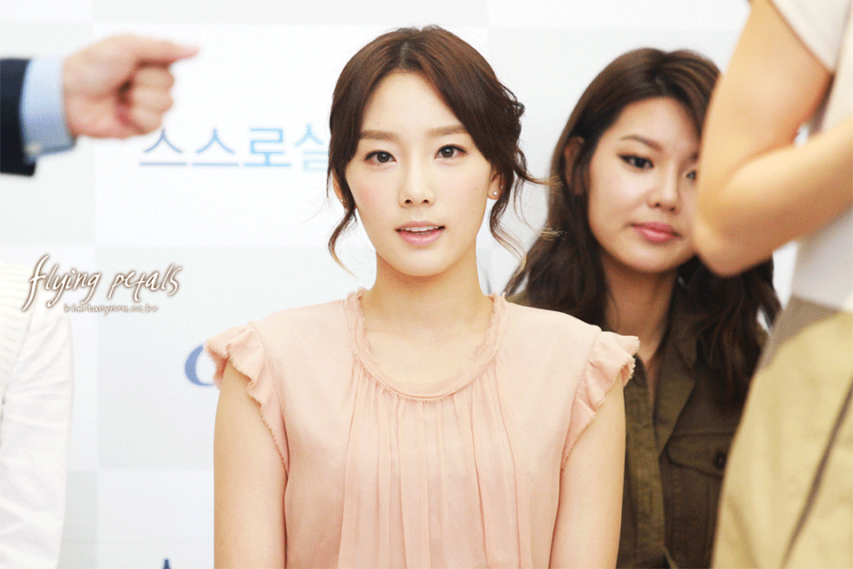 윙크하는 여자들은 이쁘다 | 인스티즈