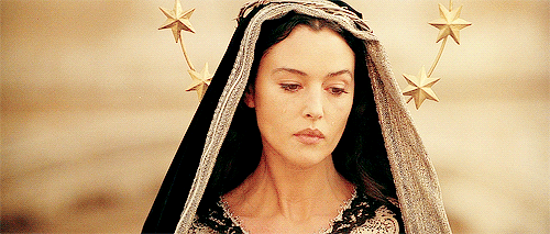 [모니카벨루치] 여신들중에 상여신 헤라에 해당되는 이탈리아 인간 문화재 | 인스티즈