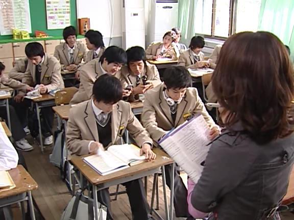 [거침없이하이킥] 학생들 제압하려다가 망신만 당하는 서선생ㅋㅋㅋㅋㅋ.jpg | 인스티즈