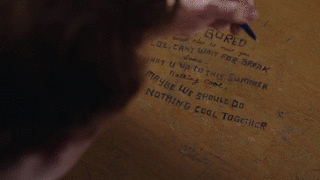 도서관 책상에 끄적거린 내 낙서에 누군가가 답장을 달아준다면? (반전주의) .BGM | 인스티즈