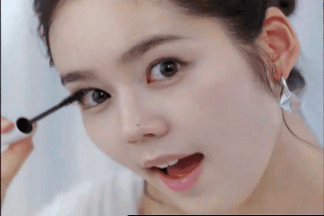 윙크하는 여자들은 이쁘다 | 인스티즈