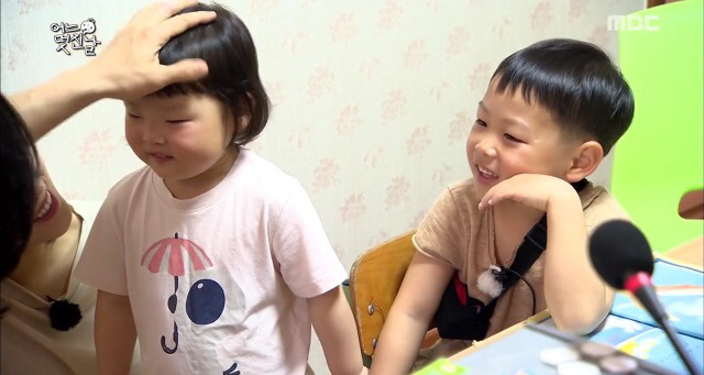 [무한도전] 낱말카드 놀이중 확고한 취향드러난 5살 채희.jpg | 인스티즈