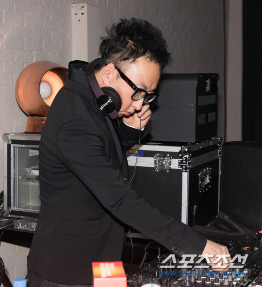 [고르기] 자고 일어났는데 사람이 된 내 반려견 고르기 2 | 인스티즈