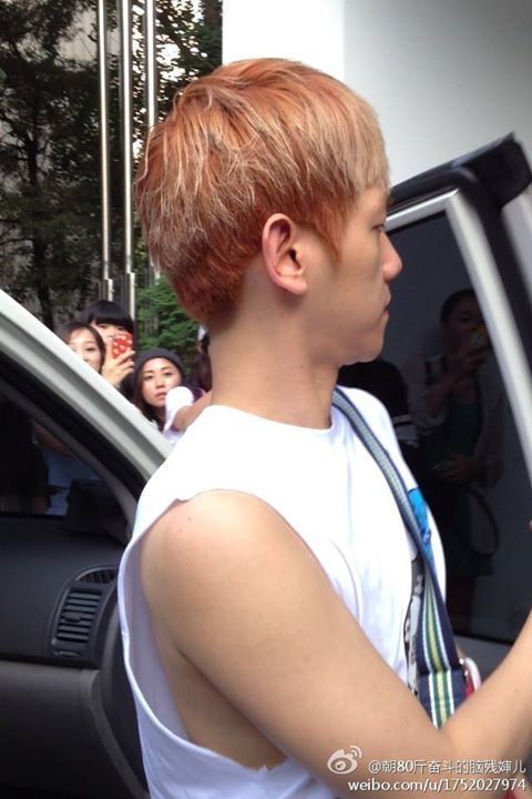 리프팅이 시급해보이는 백현 | 인스티즈