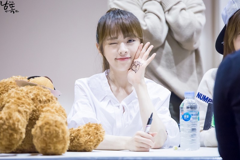 오마이걸 신혜진 | 인스티즈