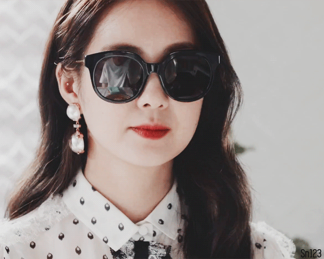 [부암동복수자들] 재벌한테 라면 한번 끓여주고 용돈 200만원 받은 라미란 아들ㅋㅋㅋㅋㅋ.gif | 인스티즈