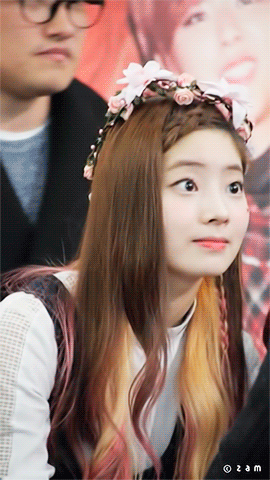 팬이 선물해준건 다 인증해주는 인증요정 트와이스 다현이 | 인스티즈