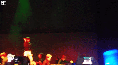 점점 심각해지는 무대위실신하는 아이돌.jpg | 인스티즈