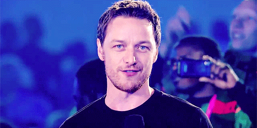 에디 레드메인이 젊은 덤블도어역으로 원한다고 했다는 배우 | 인스티즈