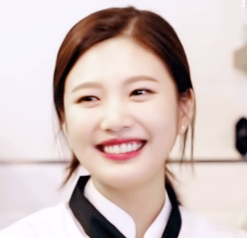 레드벨벳 눈웃음 수준.gif | 인스티즈