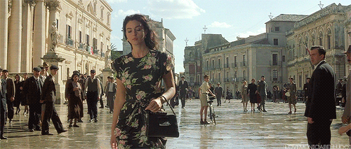 [모니카벨루치] 여신들중에 상여신 헤라에 해당되는 이탈리아 인간 문화재 | 인스티즈