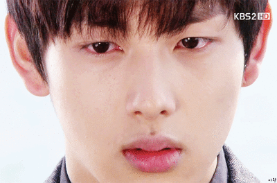 캐미 그냥 두고 낭비하지 말라고 김우빈 임시완 미친 캐미에 헌정하는 드라마 시놉.txt 취존주의 | 인스티즈