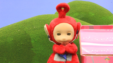 텔레토비와 옷상자.jpg (텔레토비 무서워하는 사람 주의) | 인스티즈