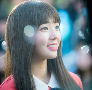 2018 첫 채수빈.jpgif | 인스티즈