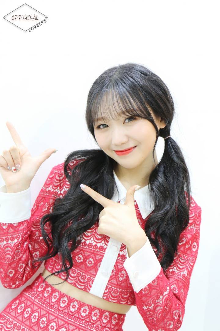 [러블리즈] 퇴근길 버스가 생각보다 널널해서 수정이 | 인스티즈