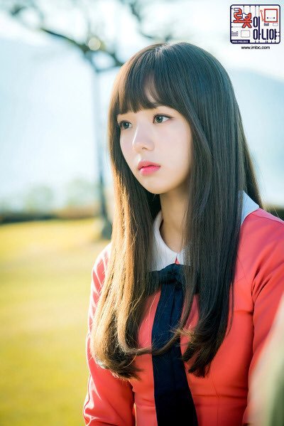 2018 첫 채수빈.jpgif | 인스티즈